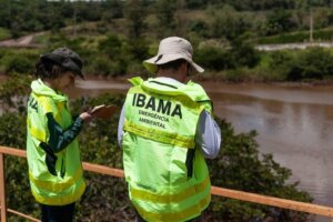 Agentes do IBAMA trabalhado